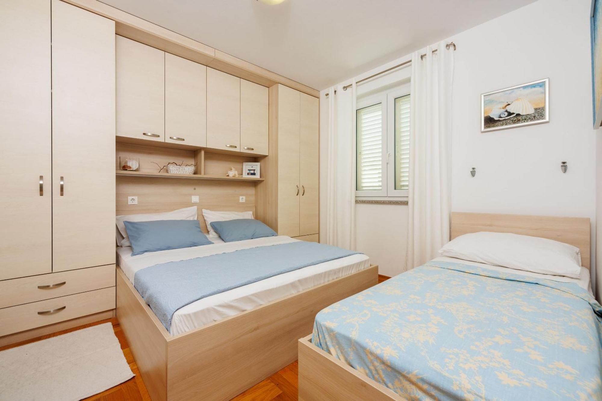 Apartments Petak Novi Драмаль Экстерьер фото